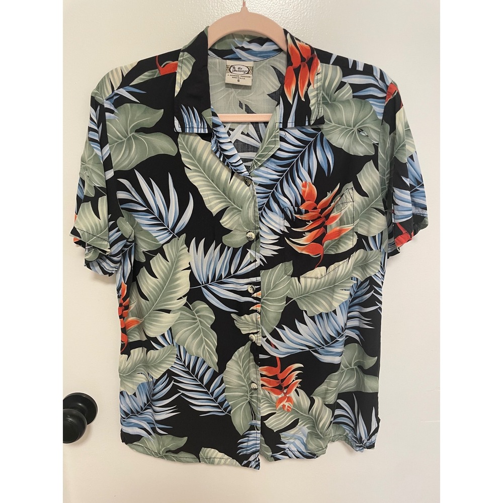 Hawaiian Shirt Go Barefoot Small‎ Black Tropical Floral Rayon Made in USA